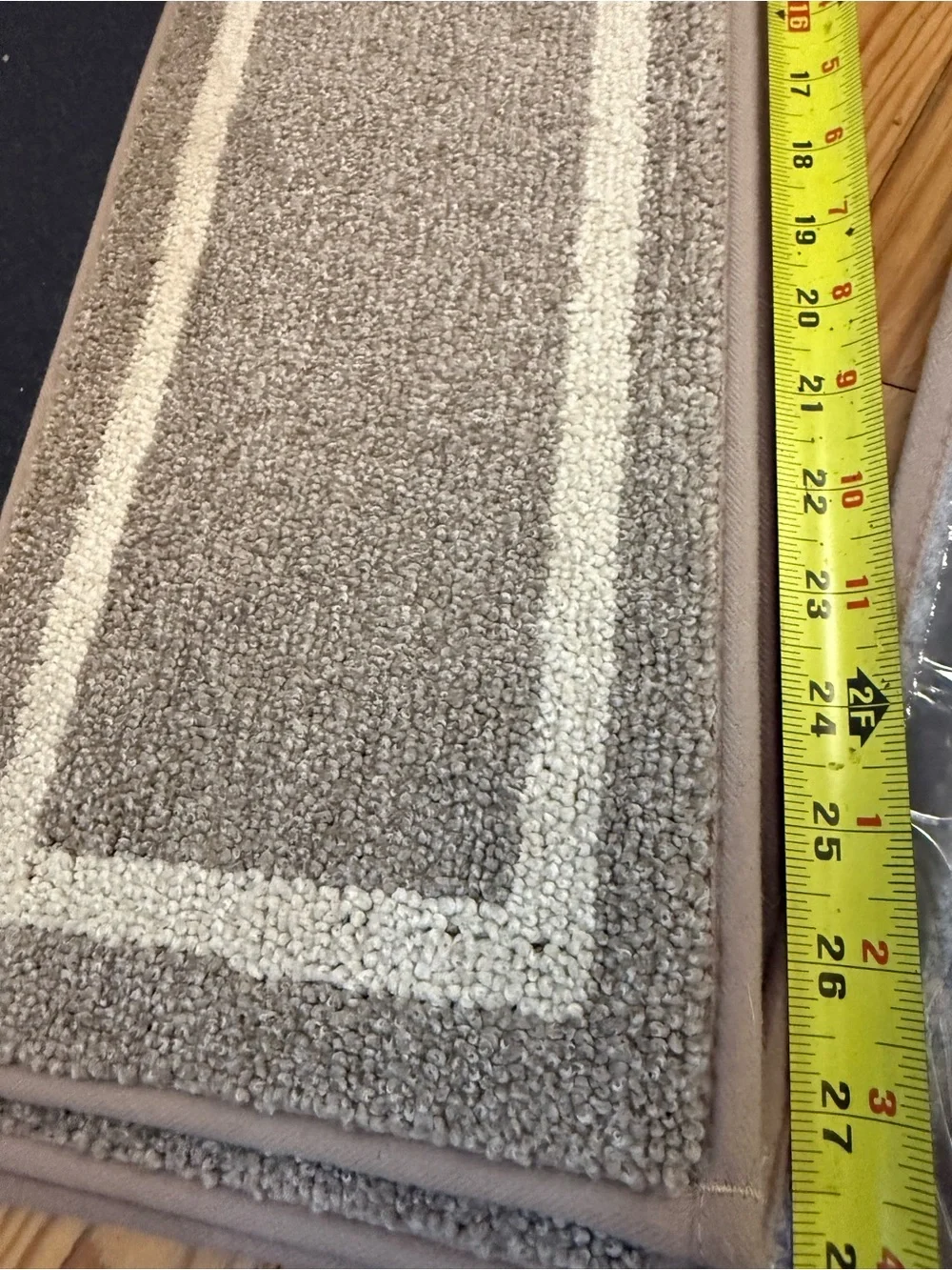 New Neutral Beige Stair Tread Rugs with Cream Border - Set of 10 28” / peel & st